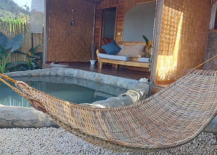 Jungle Bar Honeymoon Suite & Private Pool
